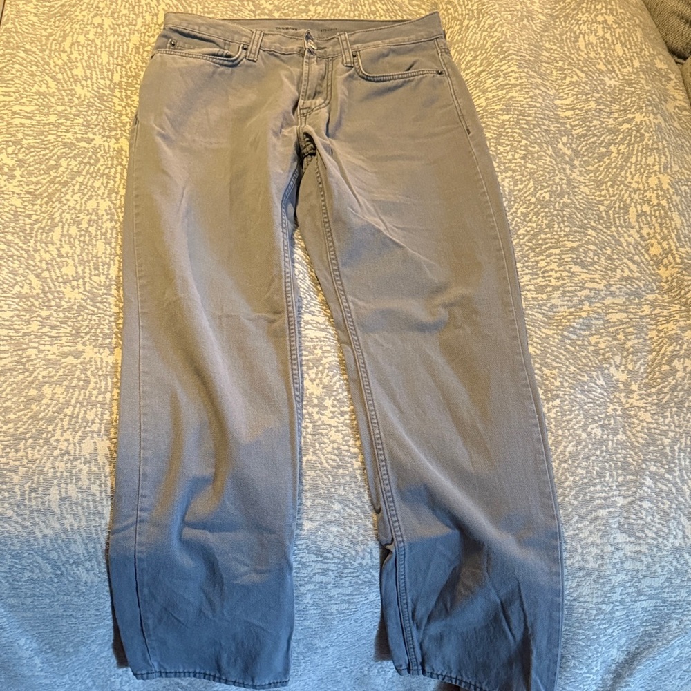 Old Navy Women's Straight Leg Gray Jeans